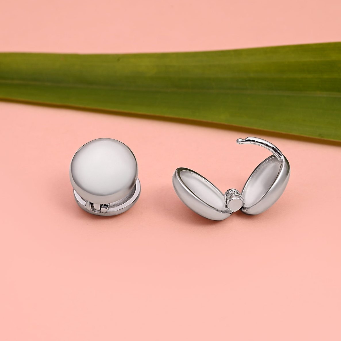 Round Earrings