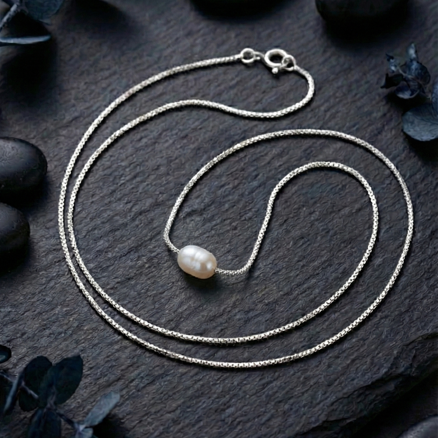 Freshwater Pearl Pendant with Chain