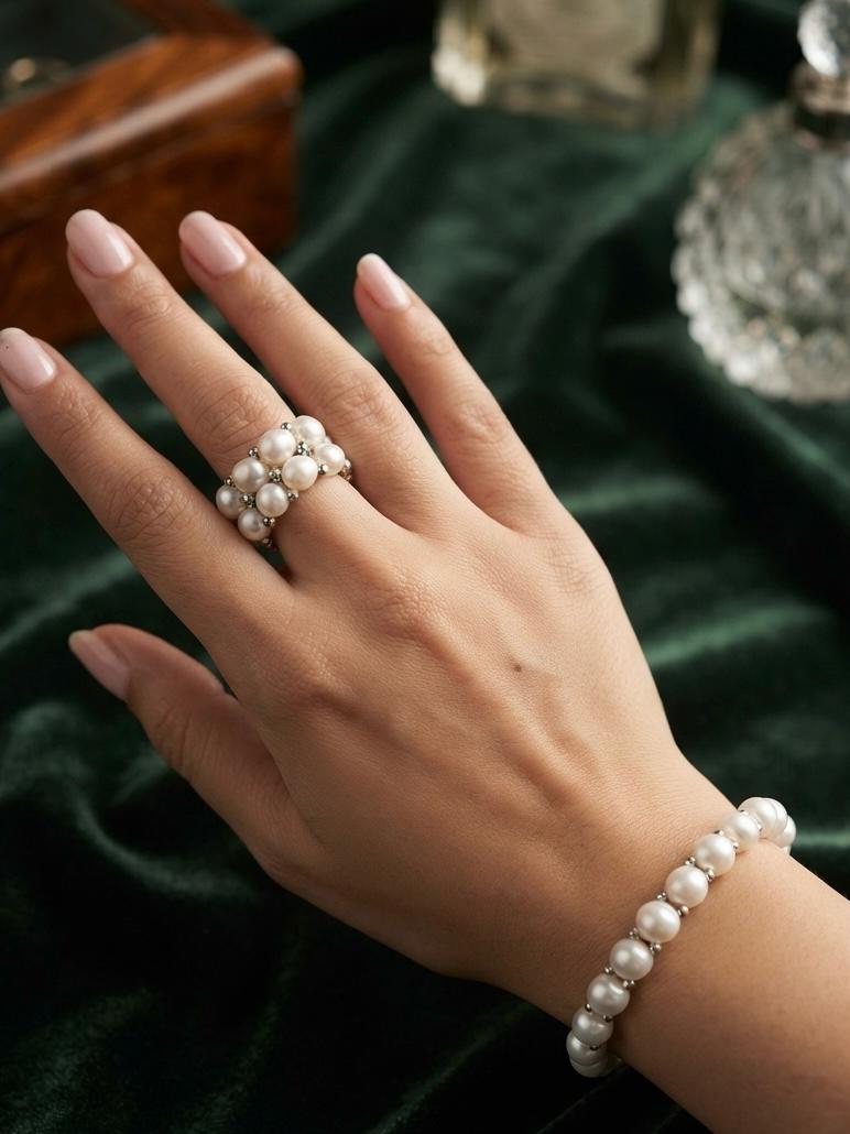 OVANA Pearl Grace Set